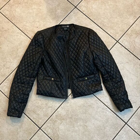 Forever 21 Bombers Jacket Womens Size: Medium - Picture 1 of 3
